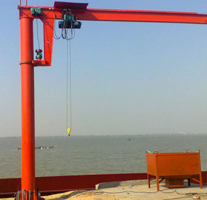 লাফিং 270° পিলার মাউন্ট করা জিব ক্রেন স্প্যান 4.5m~6m